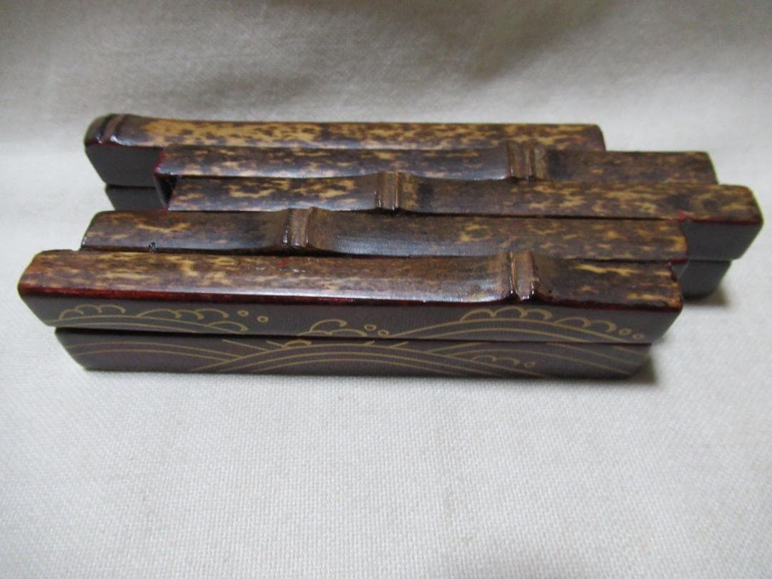 茶道具　筏香合　波蒔絵あり　川瀬表完造　共箱