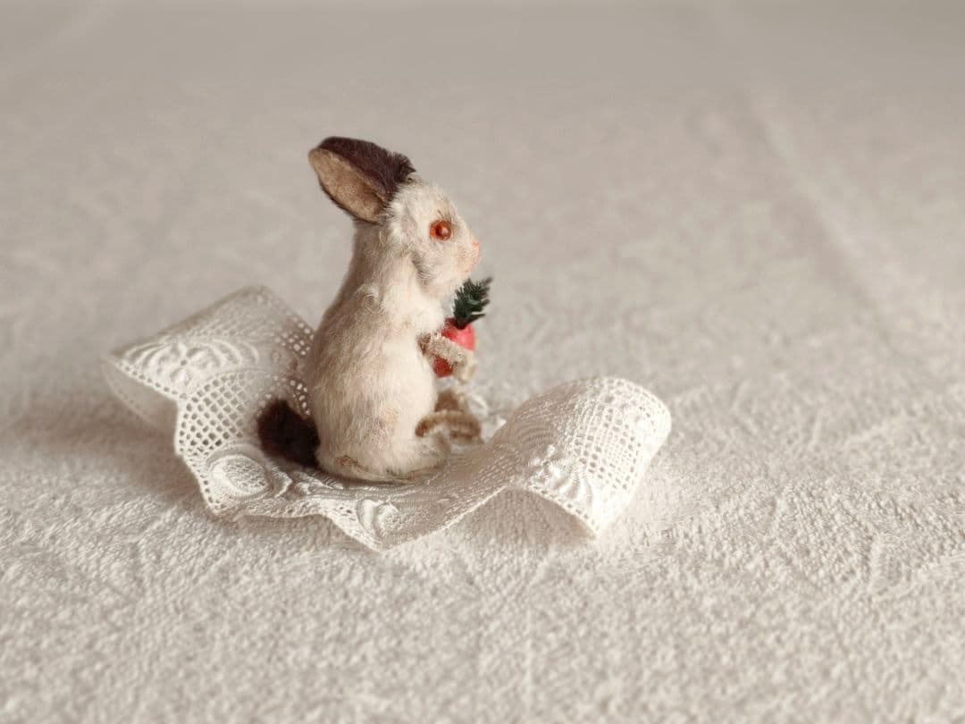 *vintage rabbit ❀ ダークグレーのお耳と尻尾 可愛い ウサちゃん