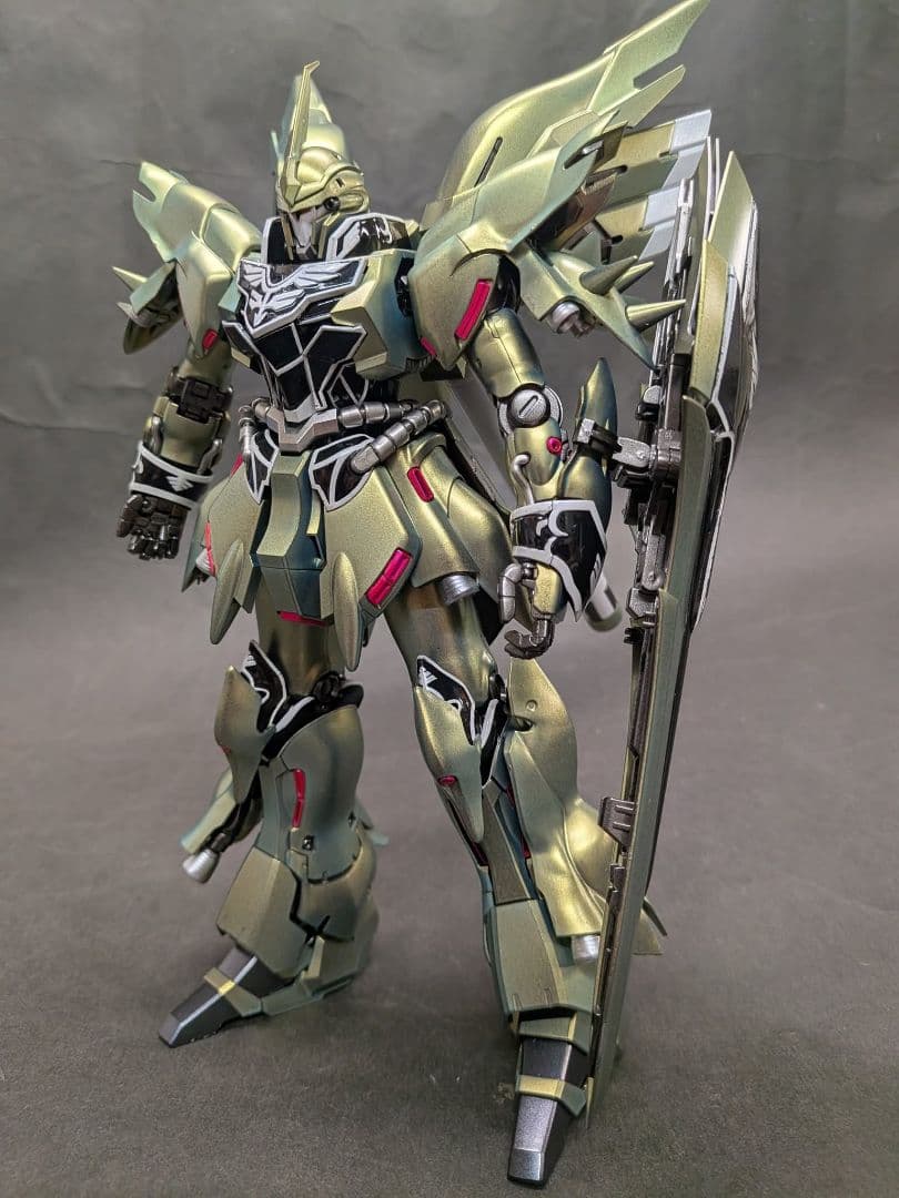 機動戦士ガンダムUC MGシナンジュ（クワトロ・バジーナ専用）