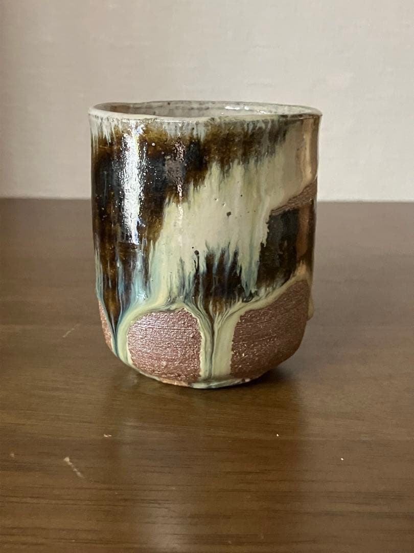 吉野敬子作　朝鮮唐津湯呑　2脚セット　遺作　径7cm 高さ8.5cm