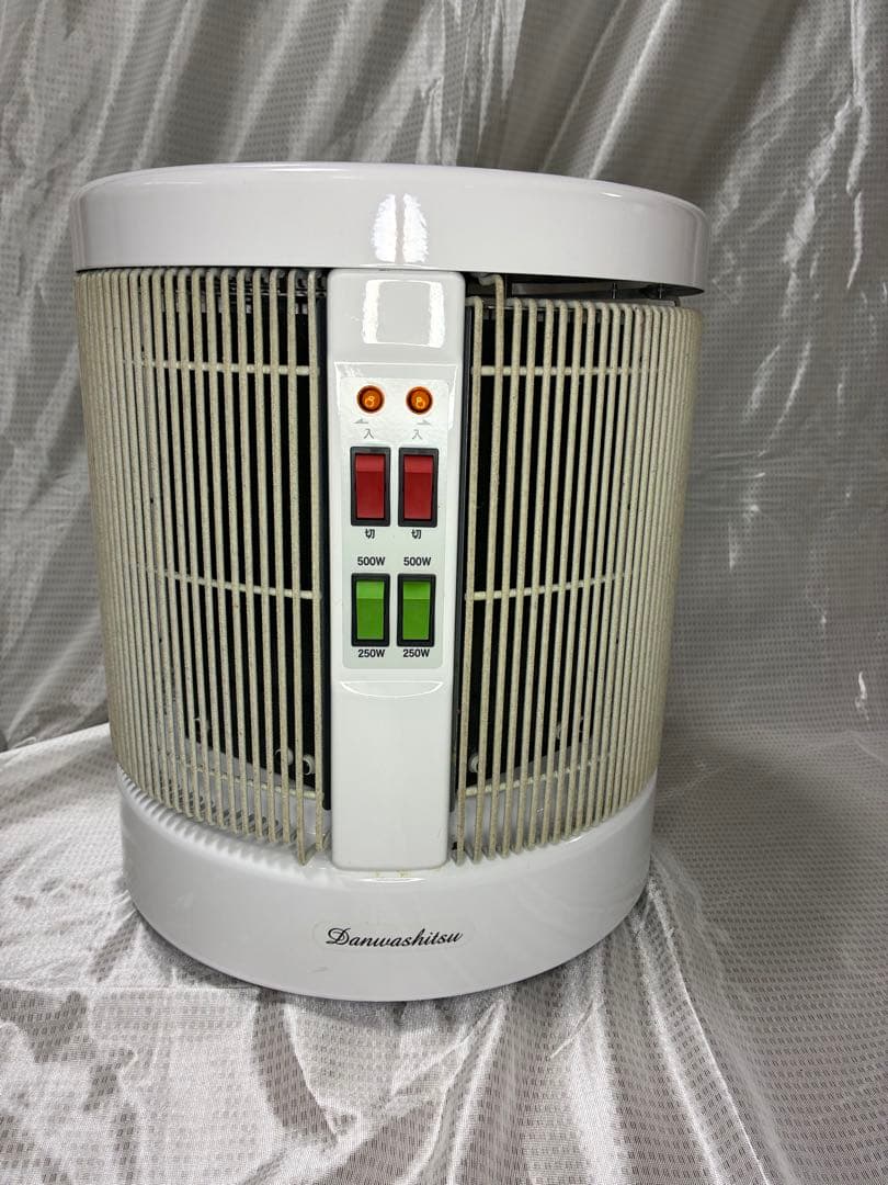 談話室　1000型　遠赤外線パネルヒーター