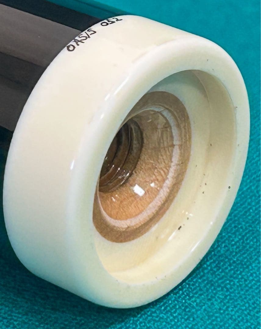 オアシスカスタムキュー OASIS エボニーストレート