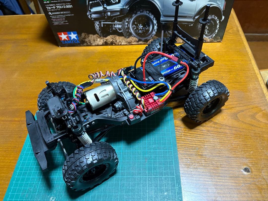 [美品] タミヤ 1/10 RC フォード ブロンコ 2021 完成品