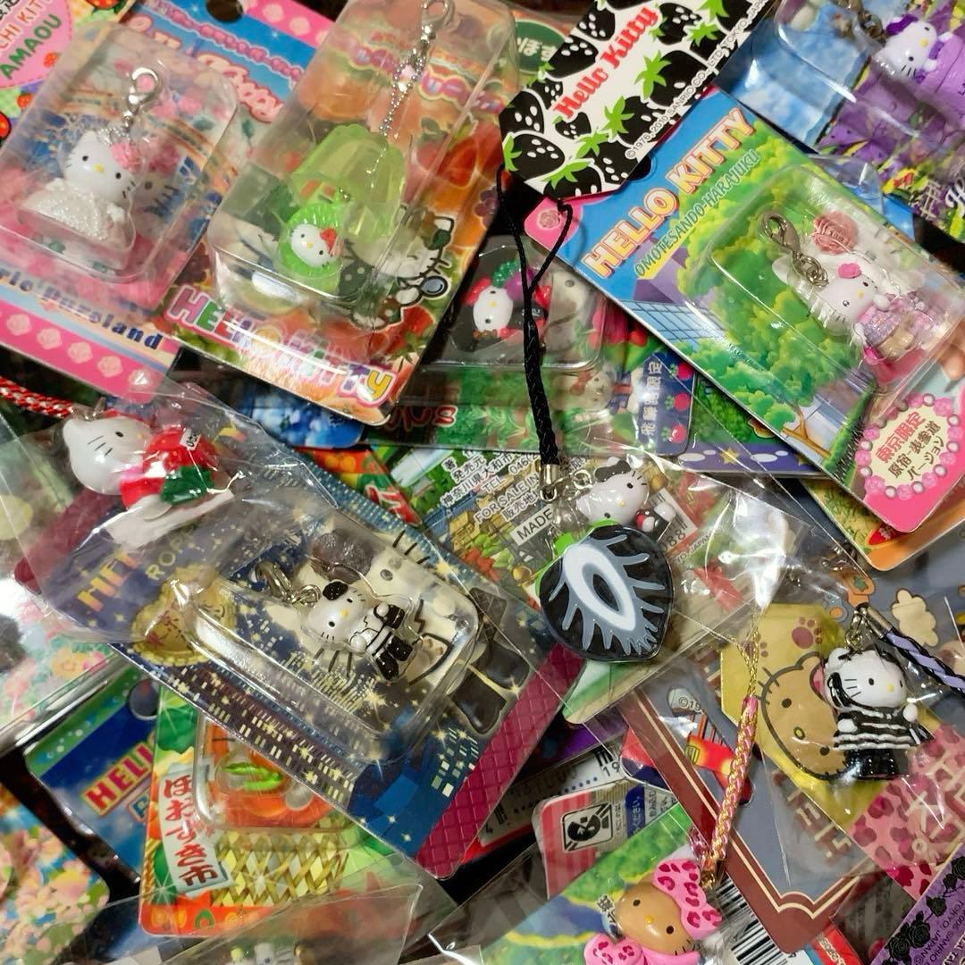 ご当地キティ359個　ロリータ/イチゴ根付/コラボ/非売品等　入手困難 多数