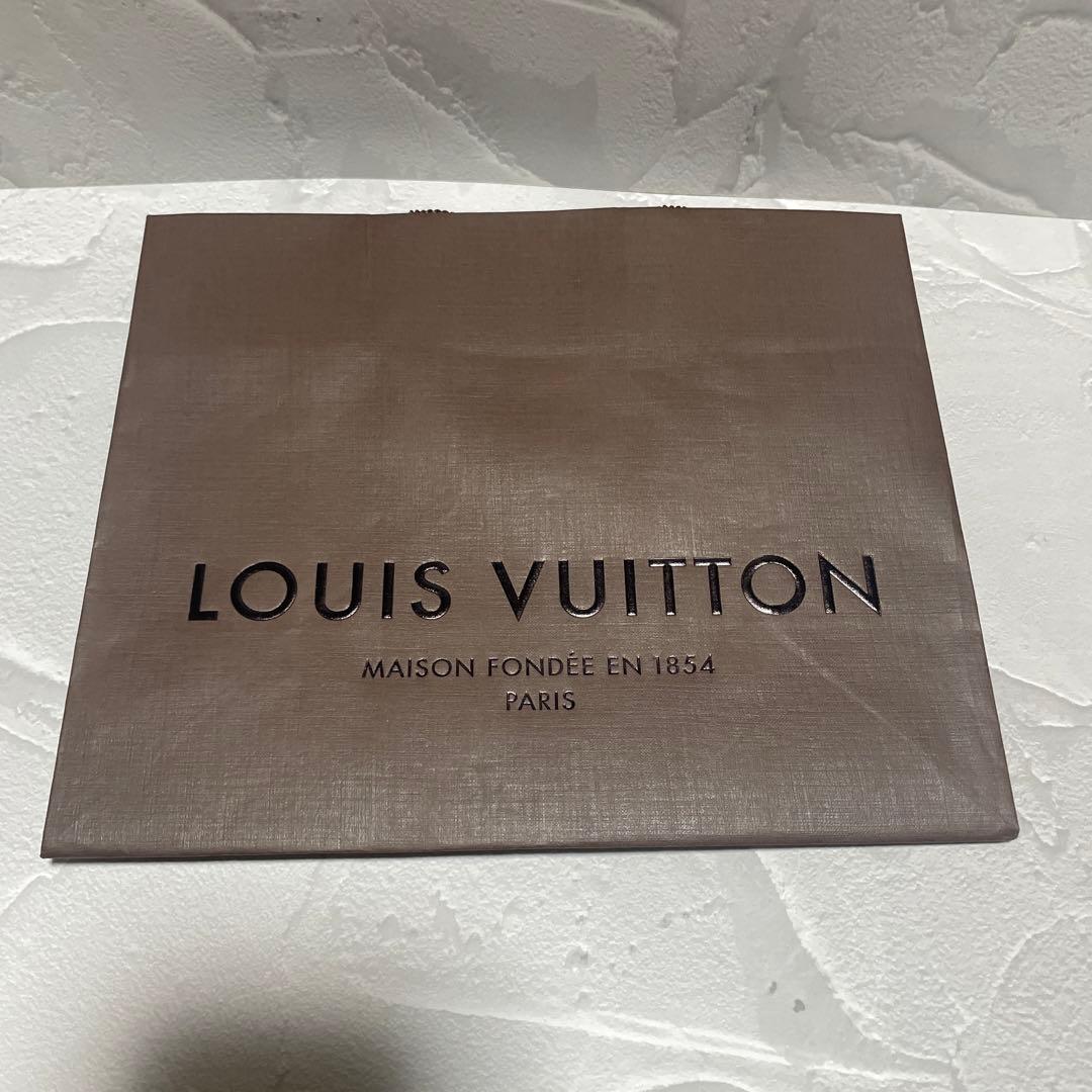 nana様【美品】ルイヴィトンw5 モノグラムヴェルニジッピーパース