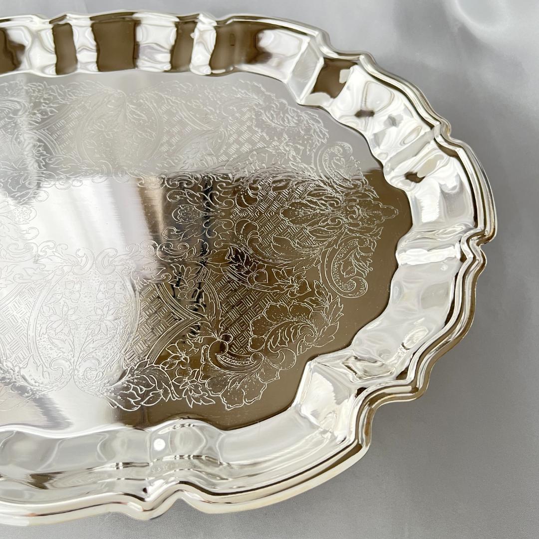 【LEONARD】 チッペンデールのギャラリートレー 37 cm フット付