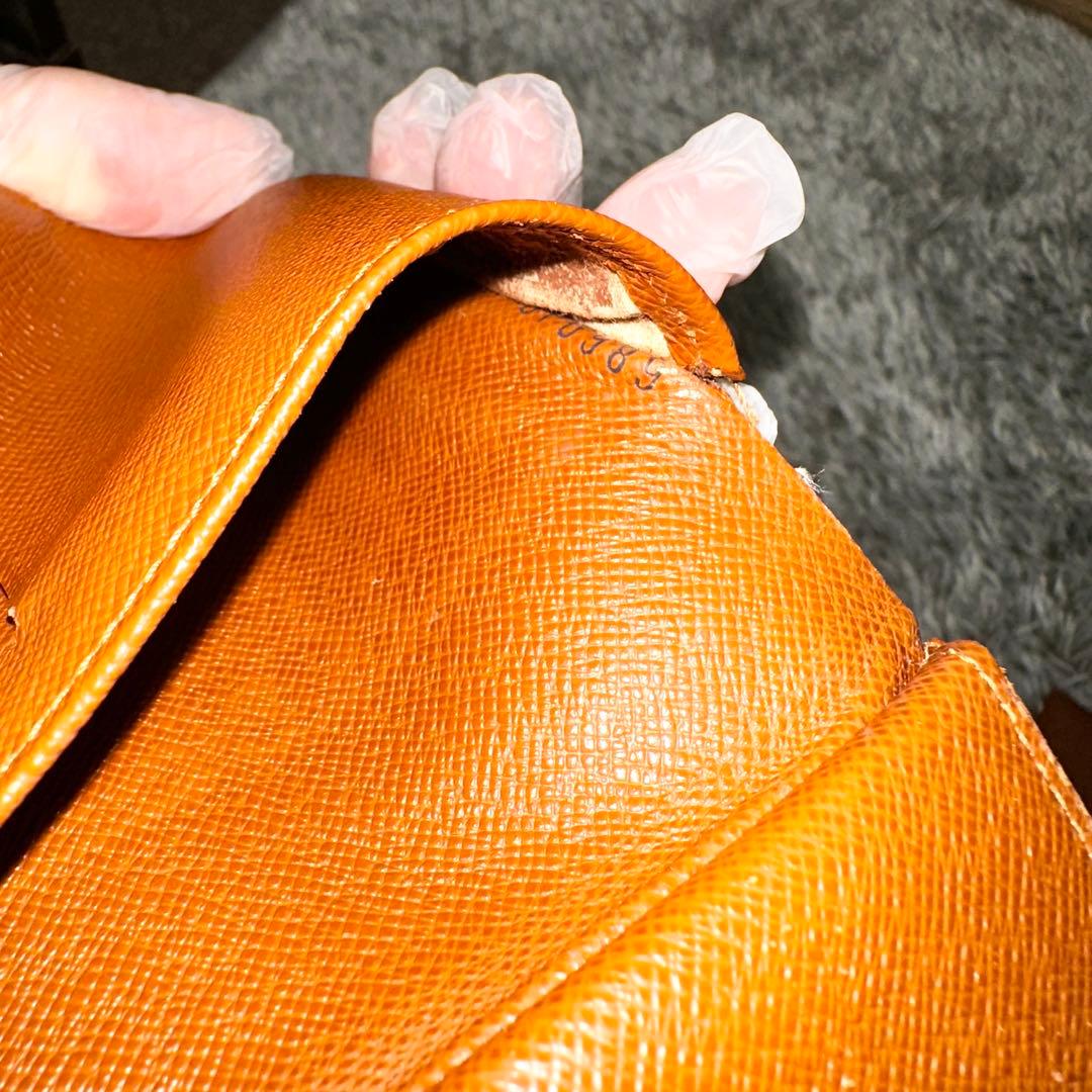 LOUIS VUITTON モノグラム ポルトトレゾール　エテュイパピエ 財布