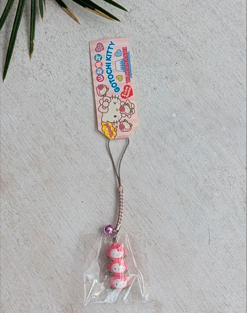 ご当地ハローキティ 山梨限定 桃 ストラップ 新品 未使用 レア