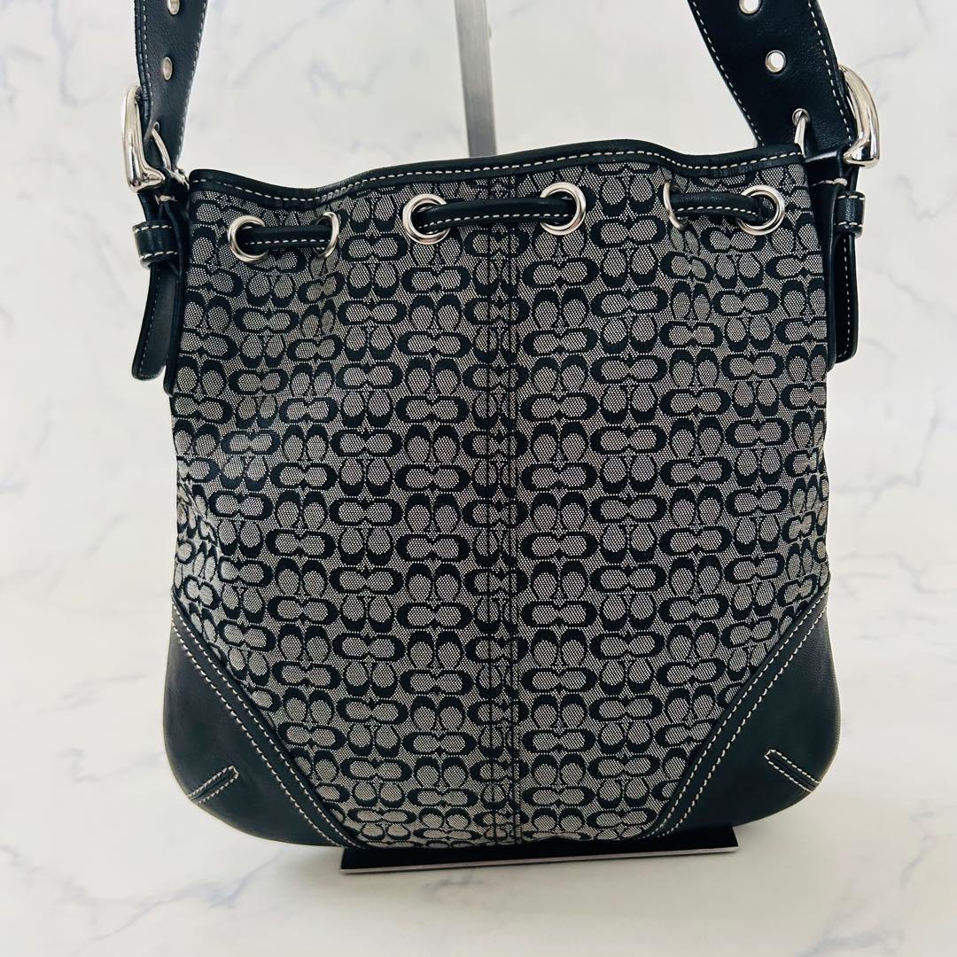 【美品】コーチ　ショルダーバッグ　レザー×キャンバス シグネチャー 巾着型 黒