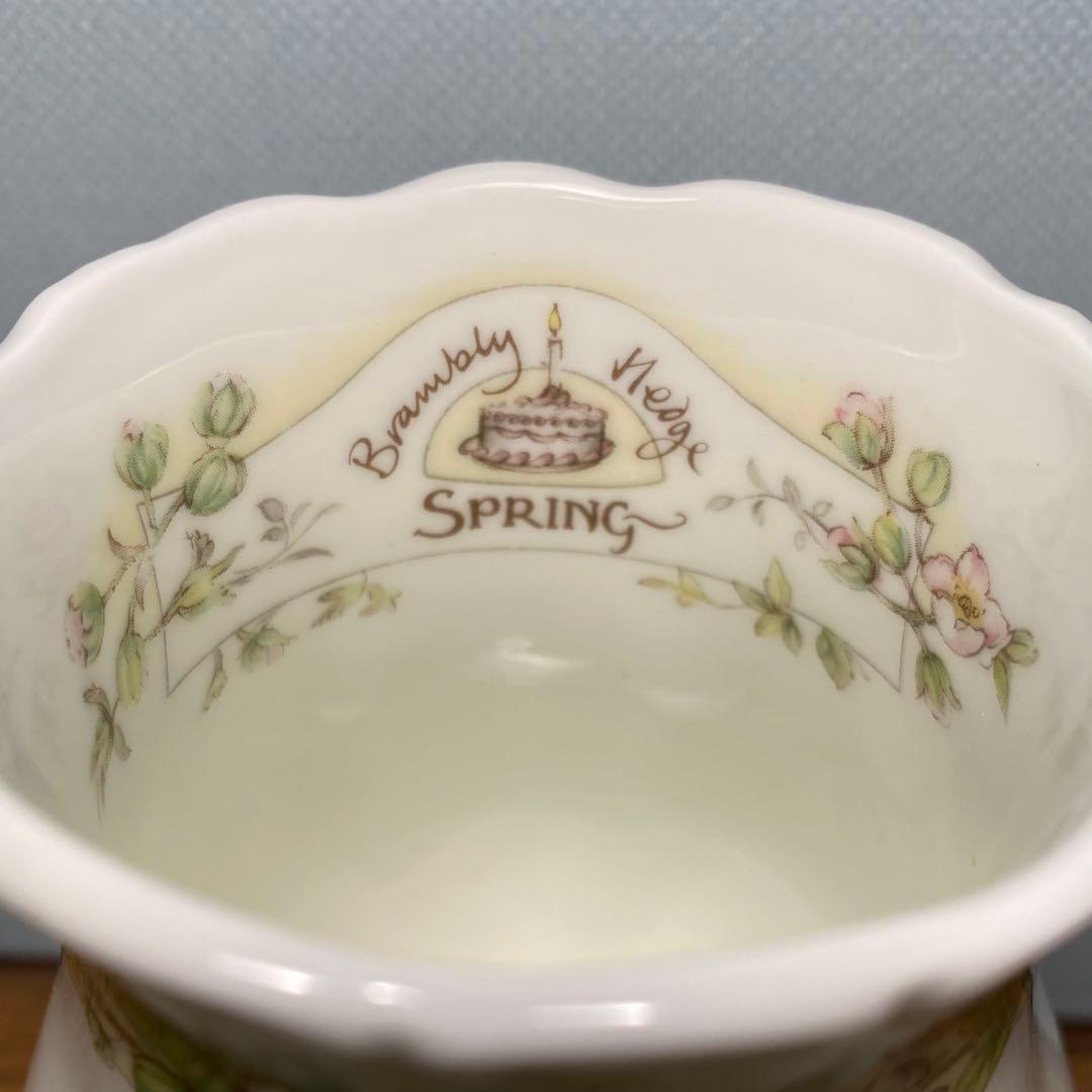 ブランブリーヘッジ スプリング スモールサイズ フラワーベース 花瓶