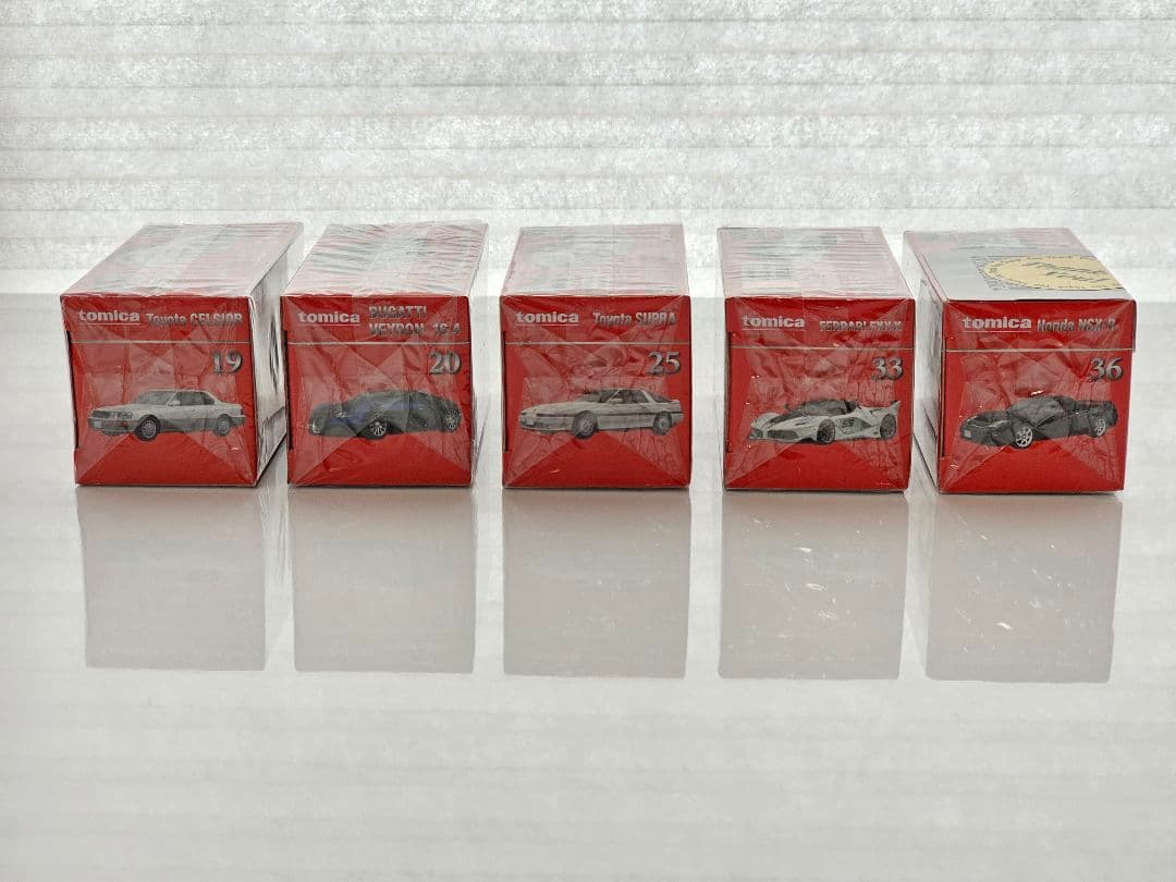 トミカプレミアム 発売記念仕様 7台セット　①