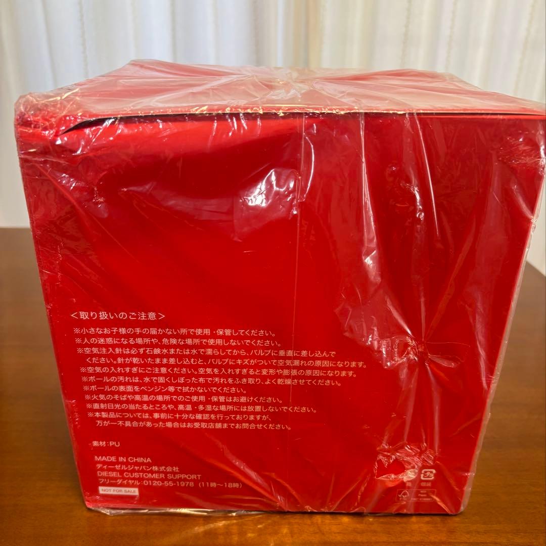 DIESEL サッカーボール RED