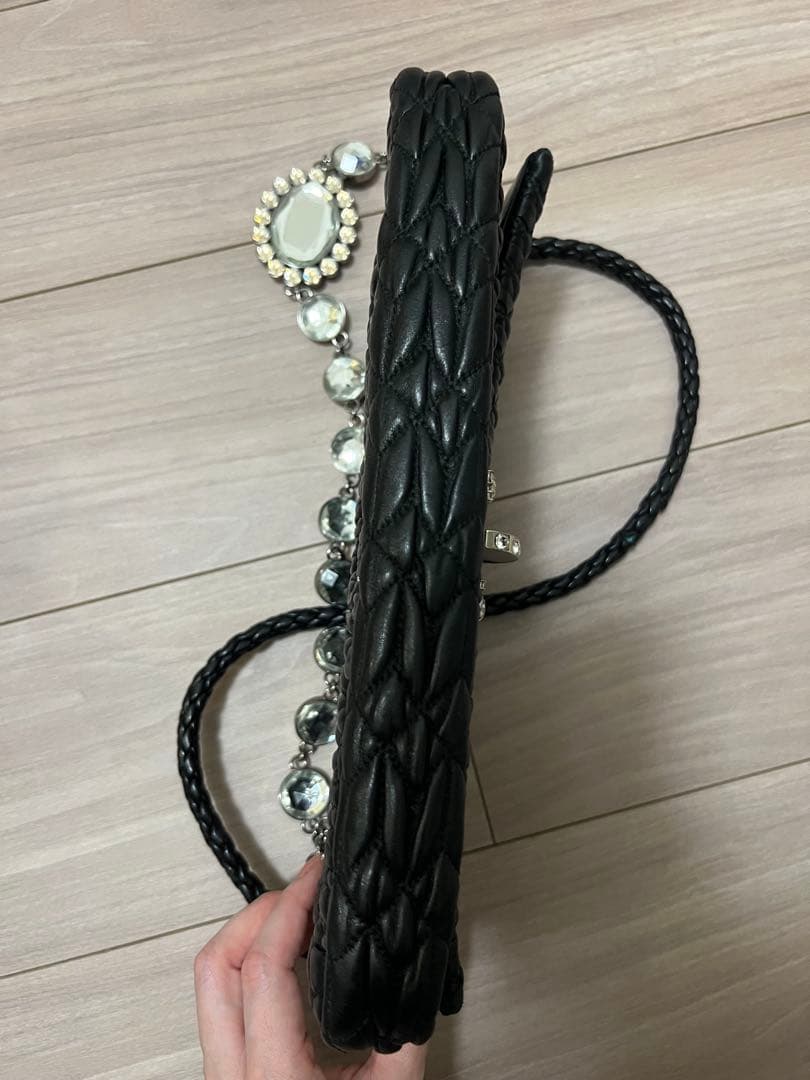 Miu Miu 黒　ナッパクリスタルビジューパーティーバッグ　クラッチバッグ