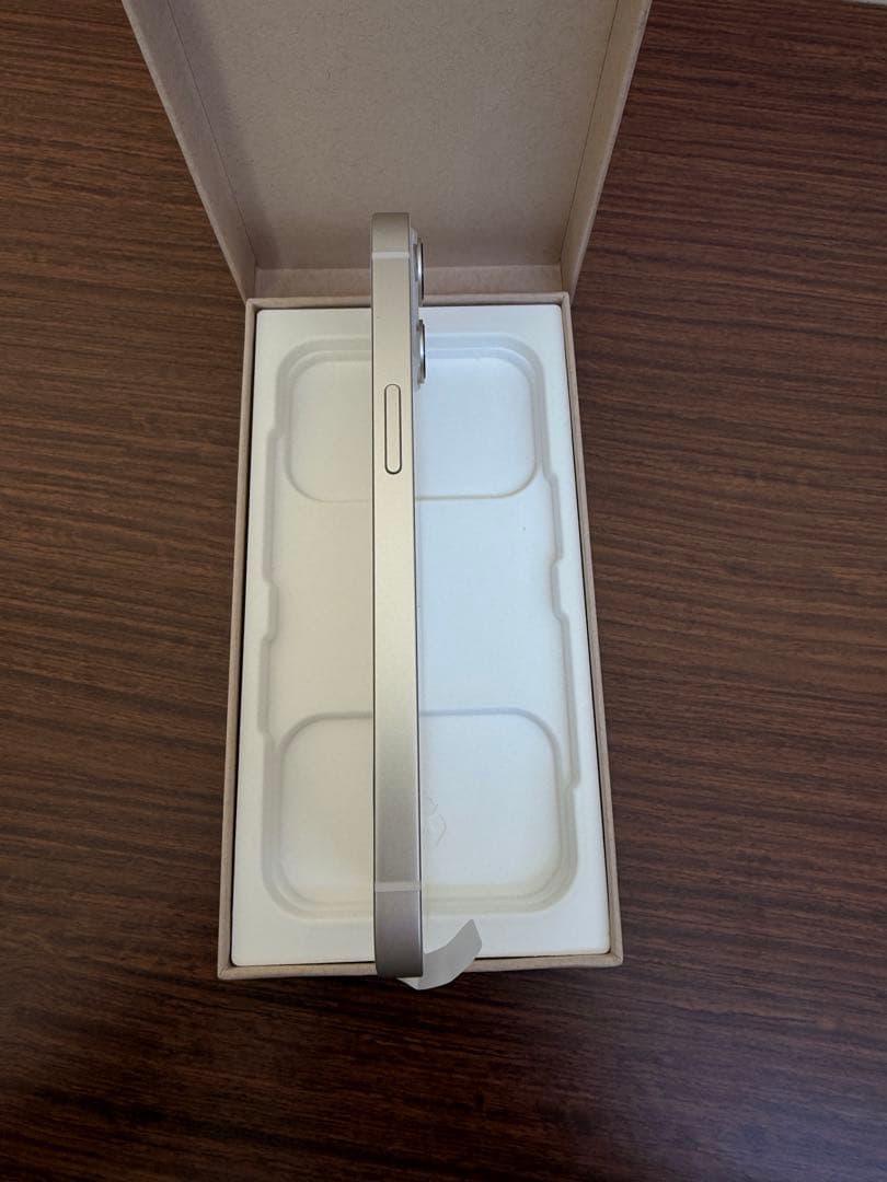 Apple iPhone 13 ホワイト 128GB 新品、未使用品