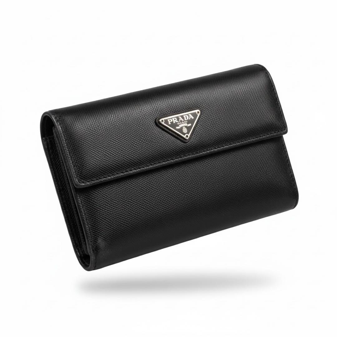 Li専用　PRADA 三つ折り財布 ブラック　サフィアーノレザー　三角