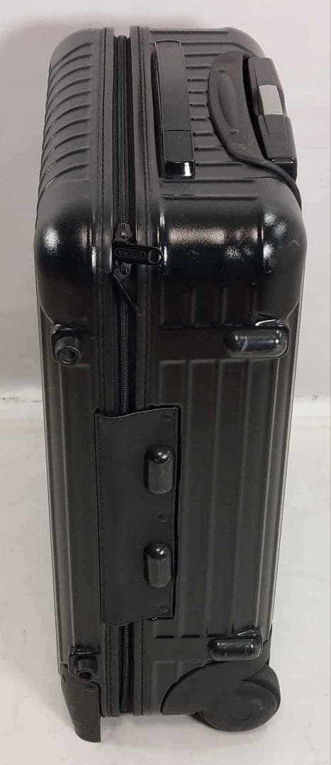 RIMOWA 32L キャリケース ブラック