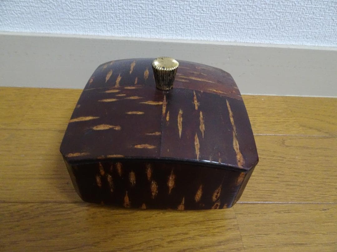 桜皮製品：10種類　茶びつ　茶托　菓子器　花瓶　大皿　茶托　　雪駄などde-5