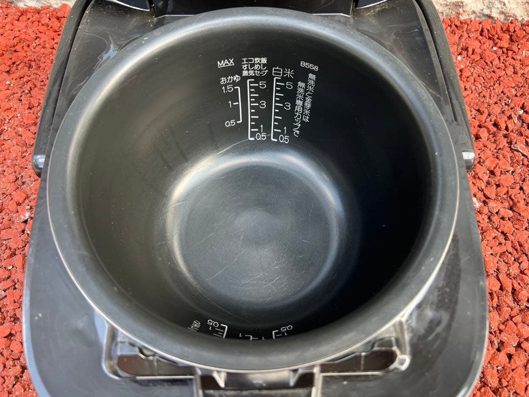 【高年式】2021年式 5.5合 1.0L 象印 炊飯器 NW-JU10