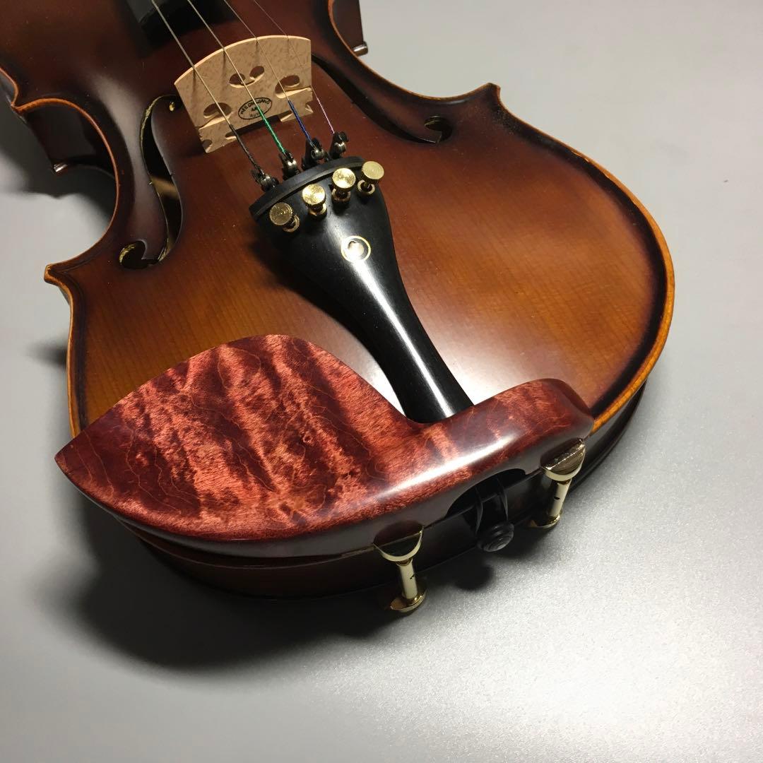 バイオリン用顎当て 楓メイプル　ガルネリスカーレット染め