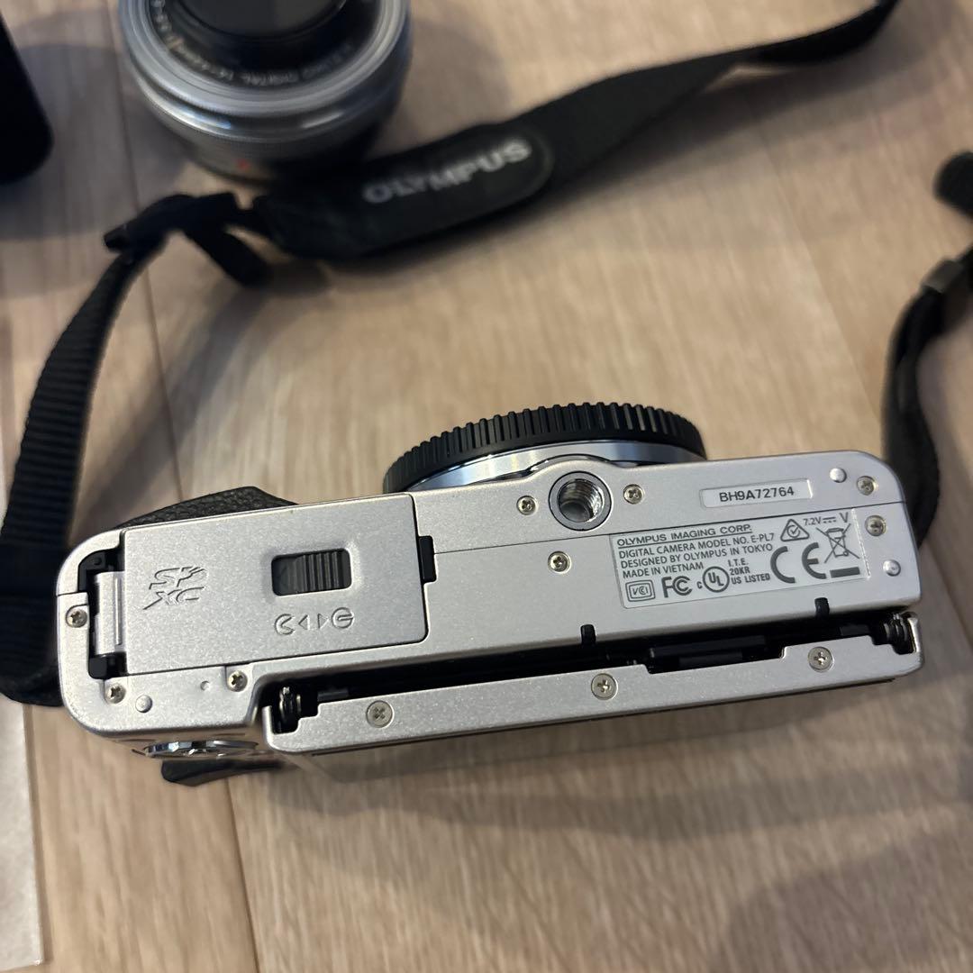 OLYMPUS E-PL7 ミラーレスカメラ 本体
