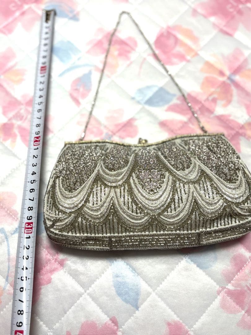 シルバー ビーズ刺繍 クラッチバッグ、パーティバック