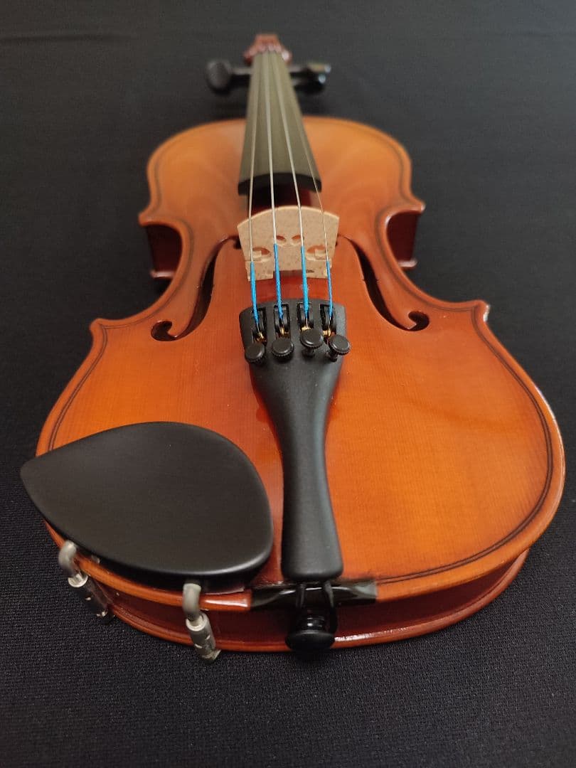 スズキバイオリン 1/10 No.230 弦新品・杉藤弓・ケース・松脂付き