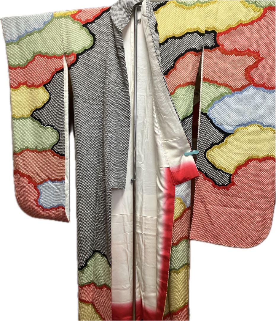 総絞り　正絹　振袖