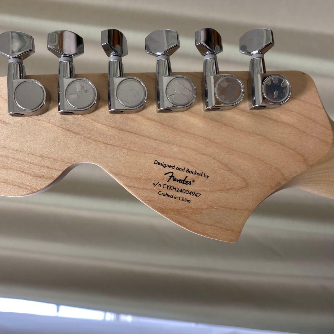 美品　Squier Stratocaster アイボリー