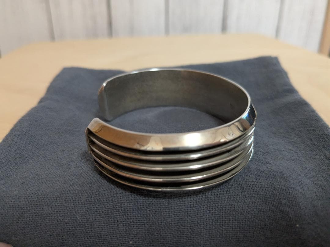 TOM HAWK トムホーク ラインバングル シルバー バングル 4ライン