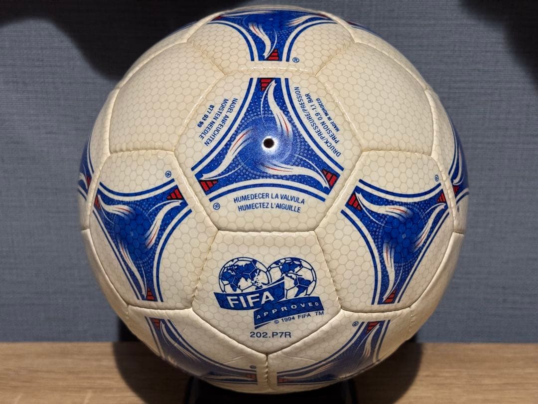 FIFAワールドカップ1998フランス 公式試合球Adidas Tricolor