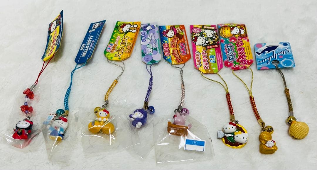 ハローキティ　根付け　ストラップ　まとめ売り　95点以上