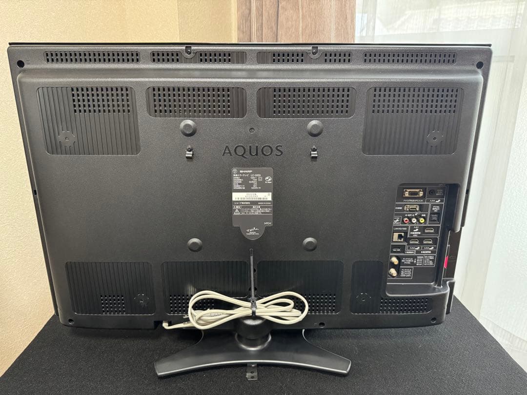 SHARPアクオス 32インチ　LC−32E 美品