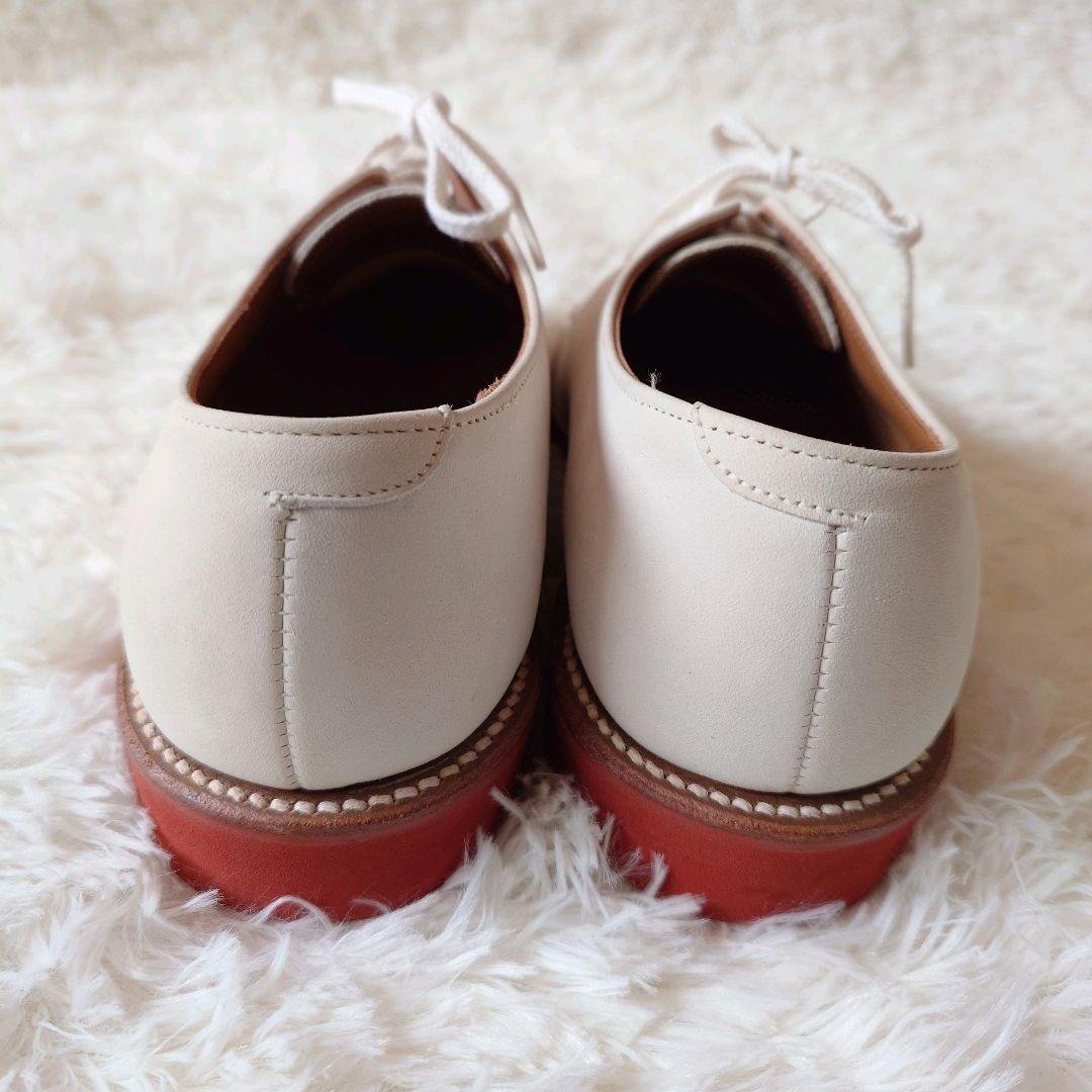 ウォークオーバー　プレーントゥダービー　モカシン　レザー　シューズ　オフホワイト