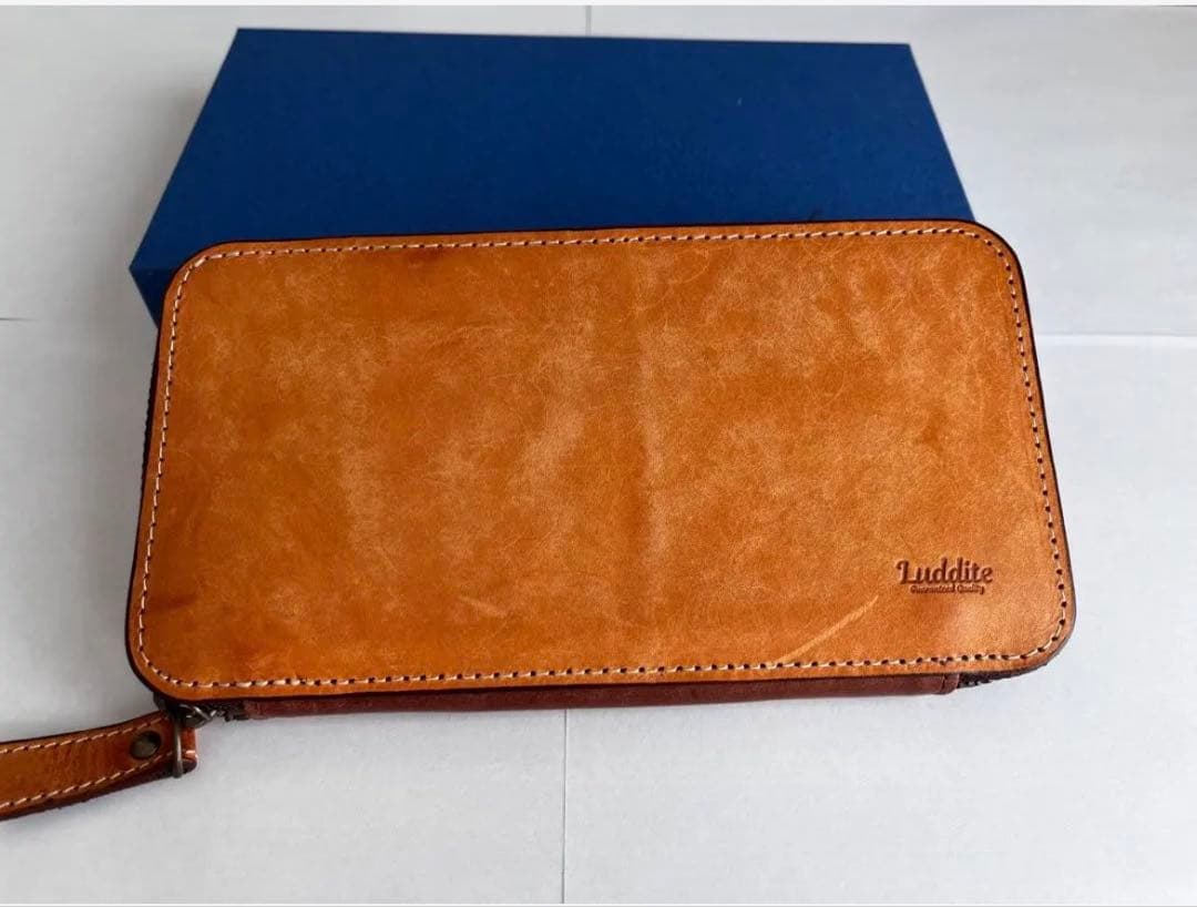 限定Luddite レザーラウンドジップペンケースカフェラテ