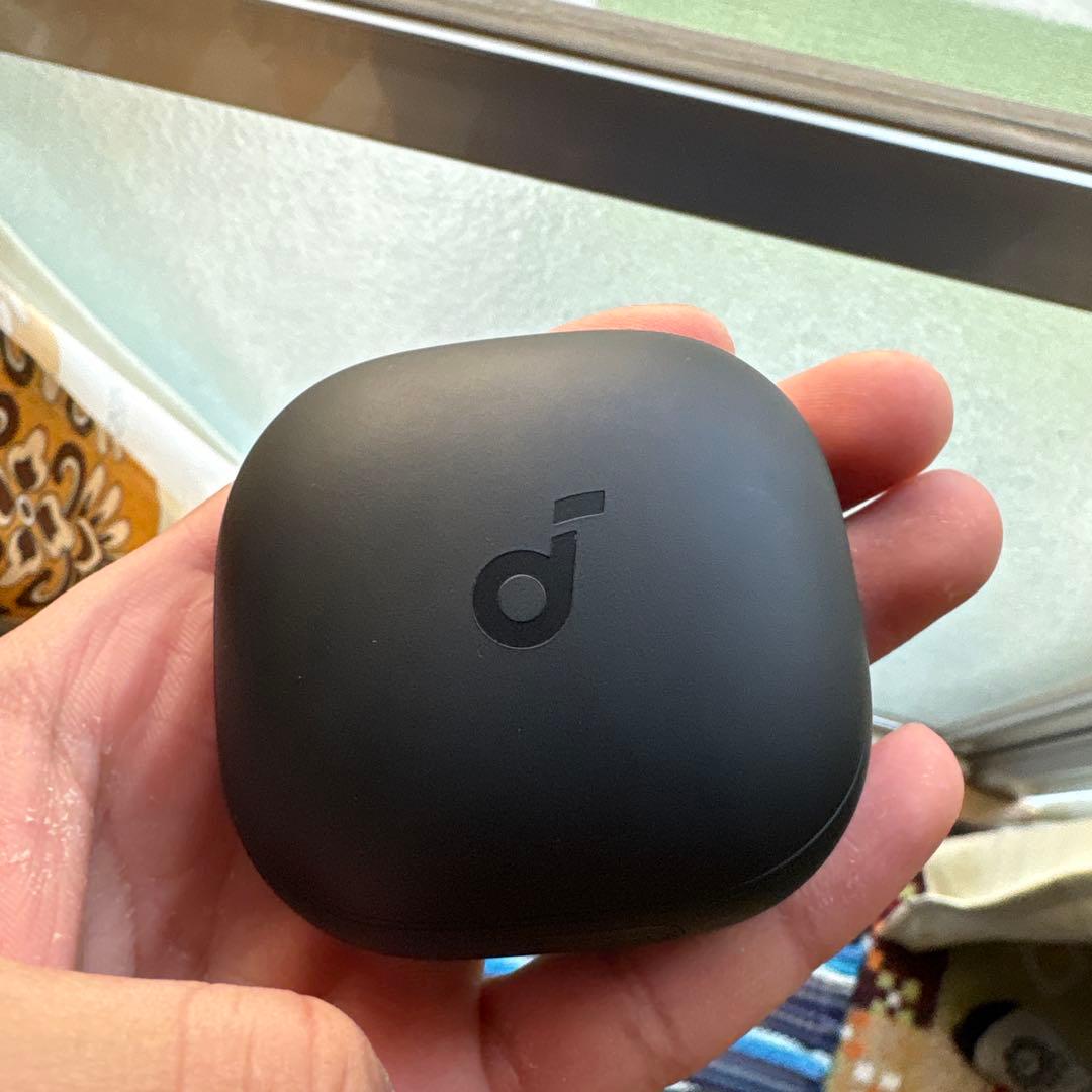 イヤホン Anker Liberty4pro