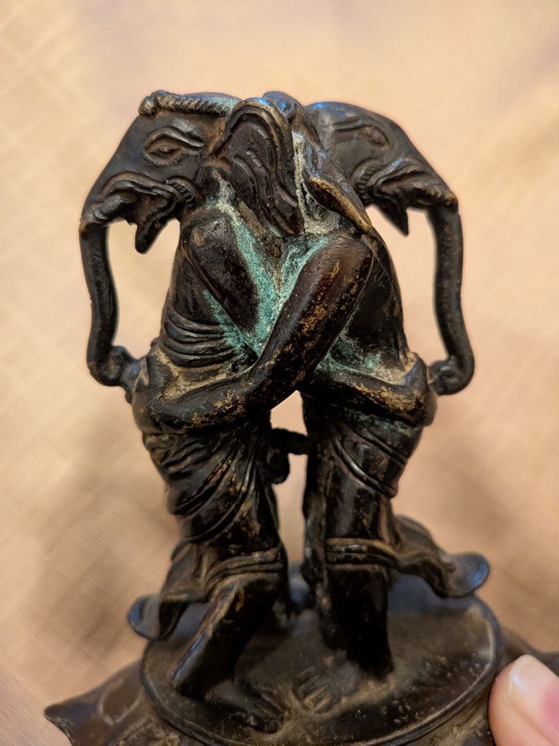 抱き合うインド神、ガネーシャのカップル、アンティーク