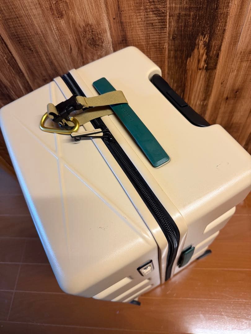 innovator コヨーテキャリーケース　スーツケース　イノベーター　茶色