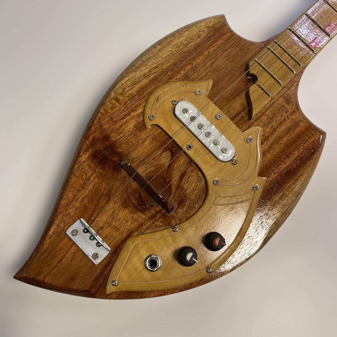 タイ 伝統楽器 エレクトリックピン 三弦 バンコク 民俗楽器 ピン ほぼ未使用