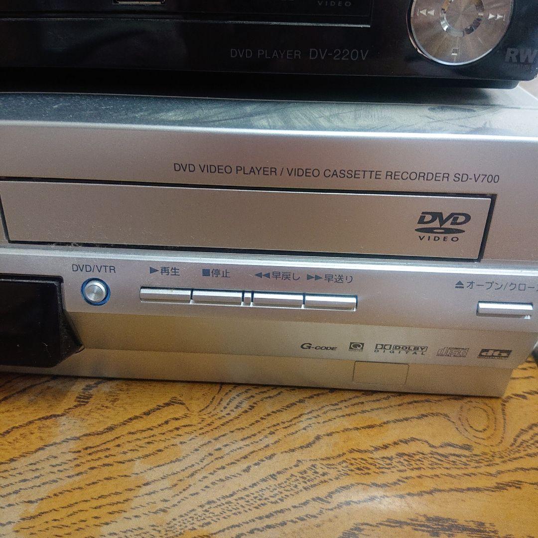 東芝VHSビデオデッキ DVD一体型