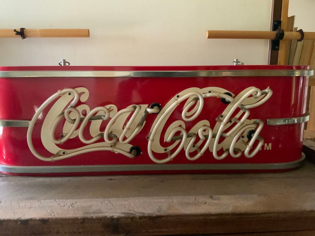 コカコーラ　ネオン菅