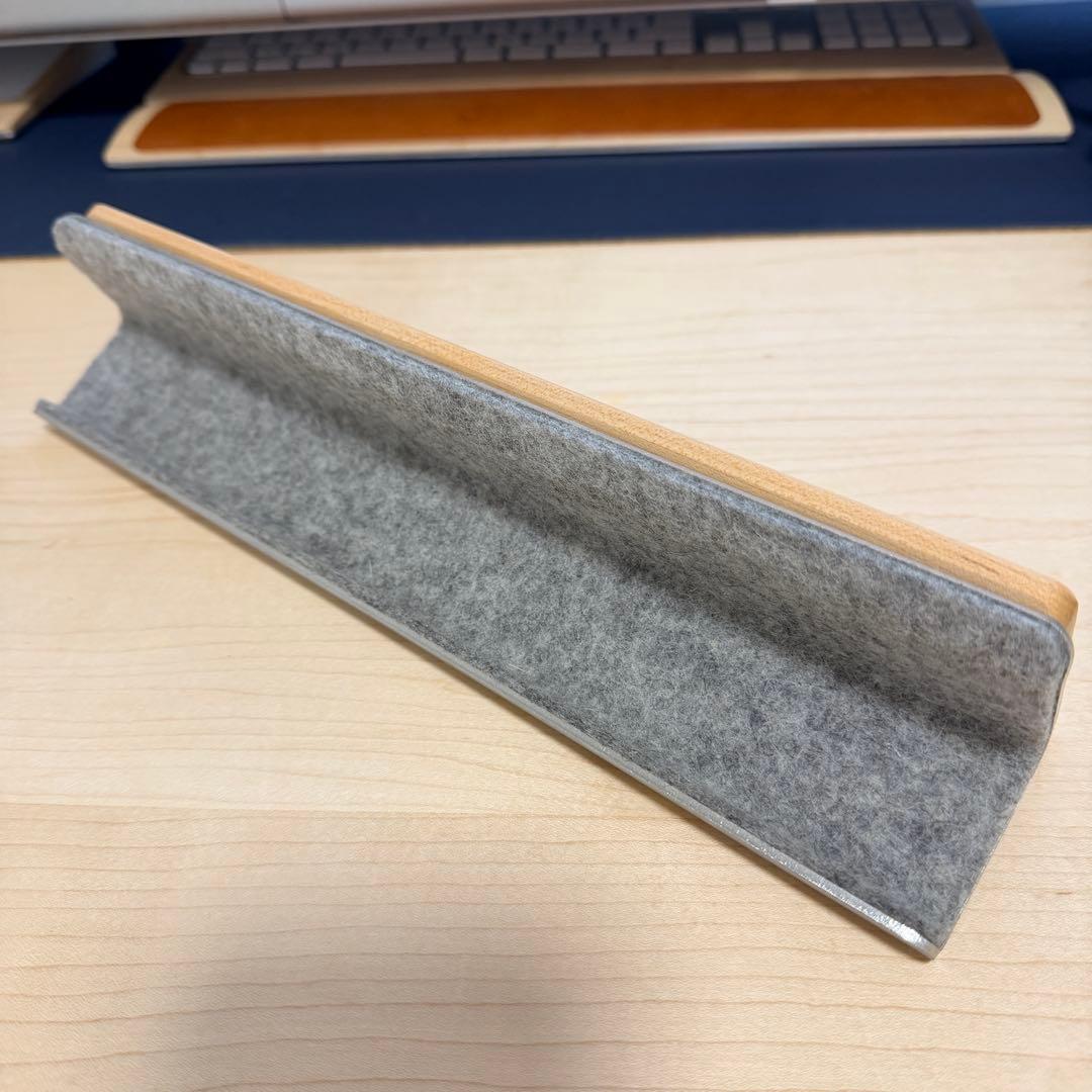 （美品）GROVEMADE Wood Display Rail Maple