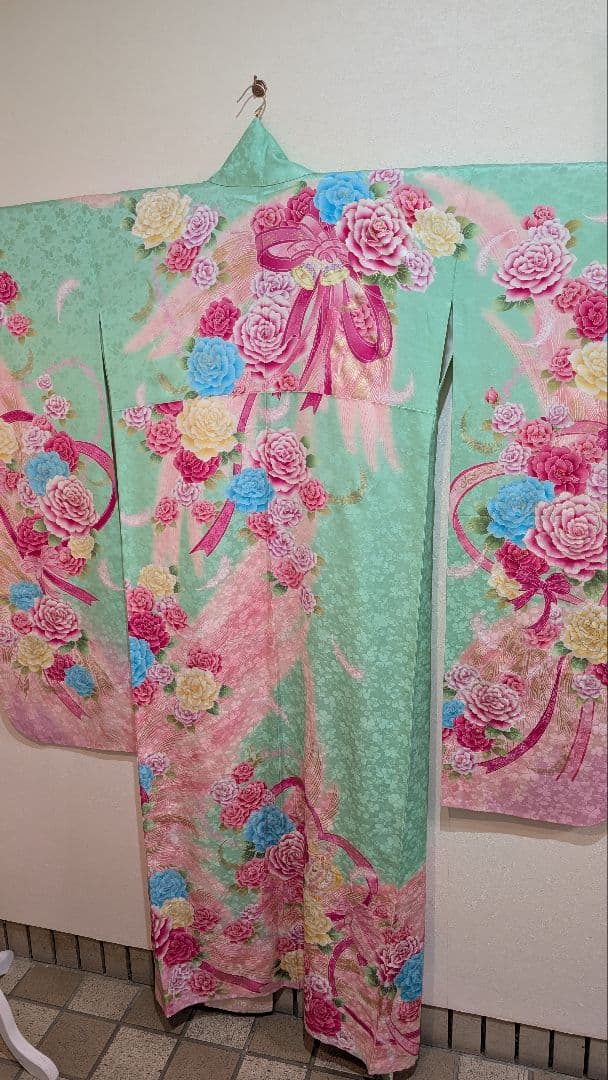 【松田聖子プロデュースブランド】振袖 ミントグリーン 花柄•Ｌサイズ