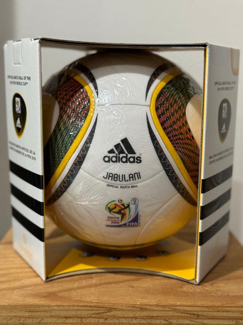 ジャブラニ　ワールドカップ2010　公式球　5号　暗室保管　新品未使用　箱付