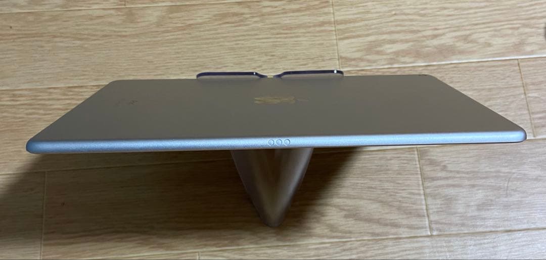 iPad Air第3世代Wi-Fi モデル64GB バッテリー86%美品