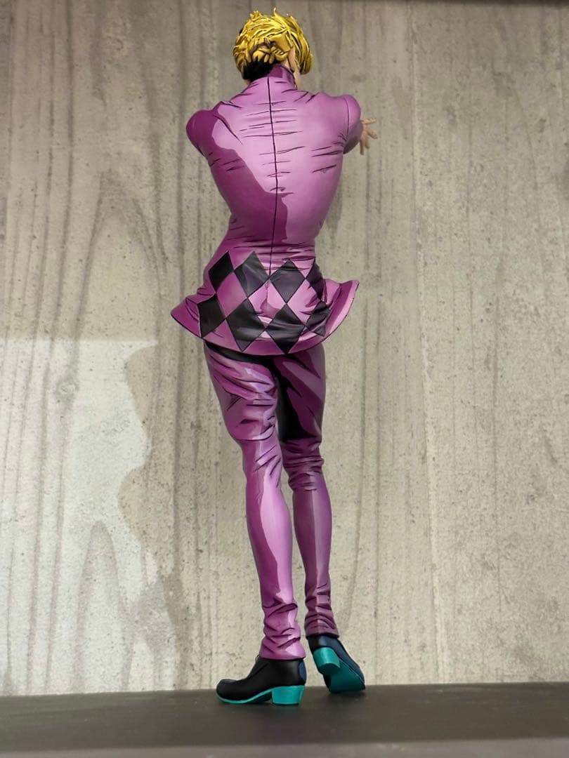 ジョジョ　ジョルノジョバーナ　フィギュア　リペイント