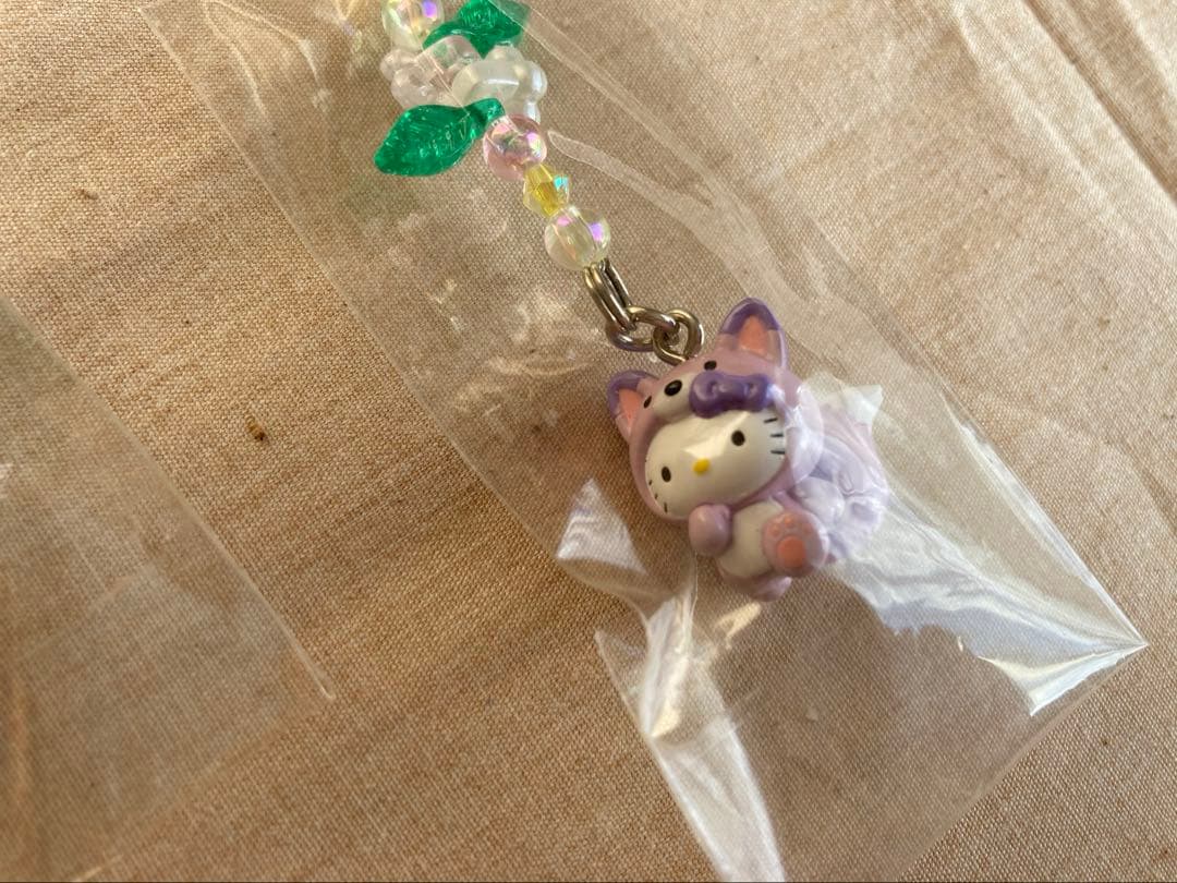 キティ　ストラップ　うさぎ　動物　北海道　箱根　仙石原　ピンク　和柄　根付け