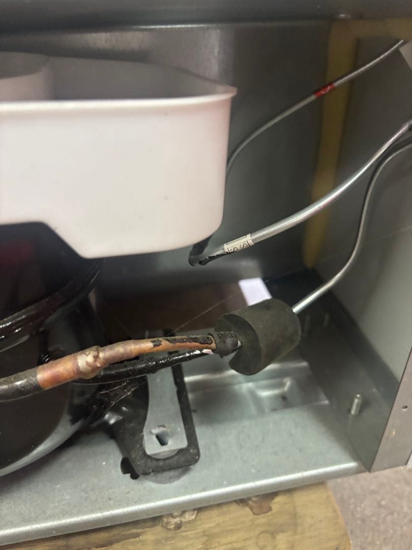 【2021年製‼️】アイリスオーヤマ PRC-B092D-W冷蔵庫 87L