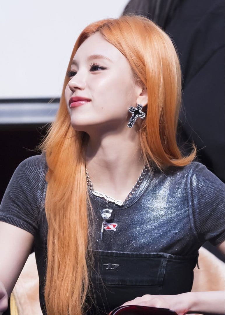 itzy イェジ　born to be 直筆サインチェキポラロイド