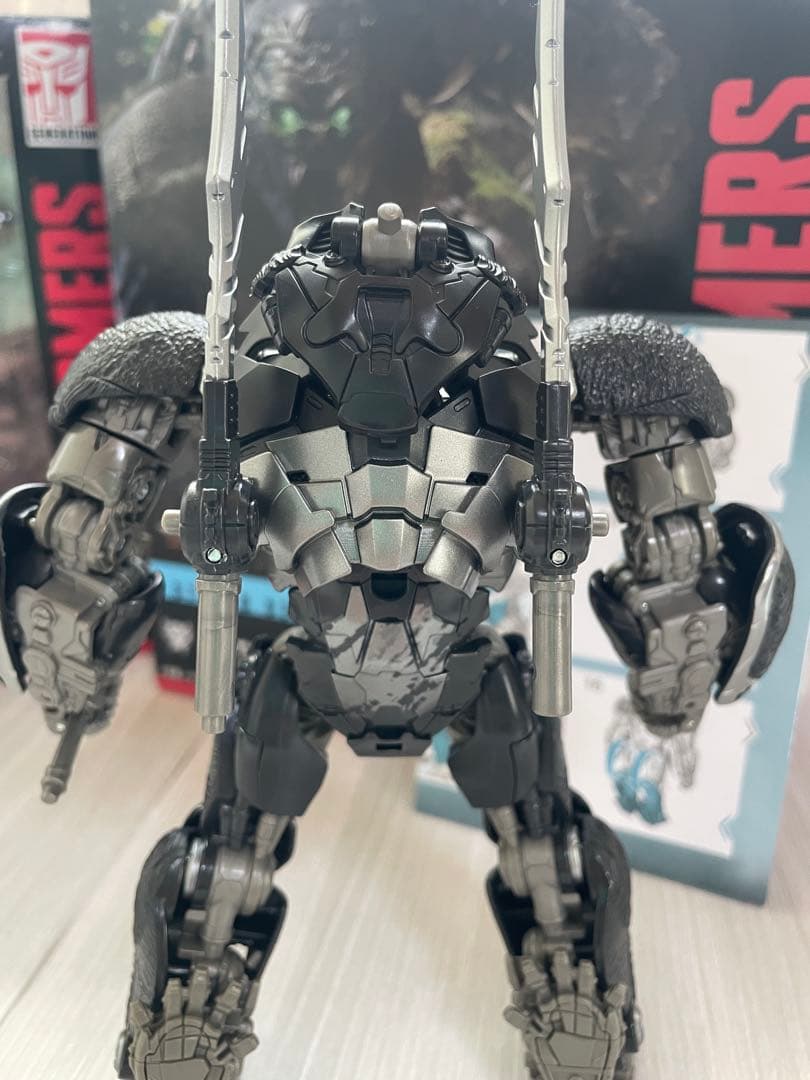 オプティマスプライム スタジオシリーズ SS-25 リペイント 2体セット