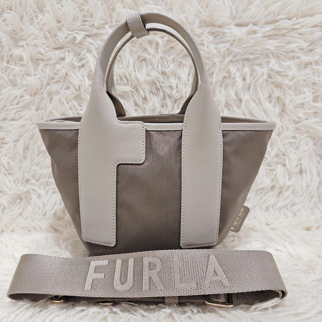 未使用級 FURLA フルラ 現行 ピューマ PIUMA ショルダーバッグ S